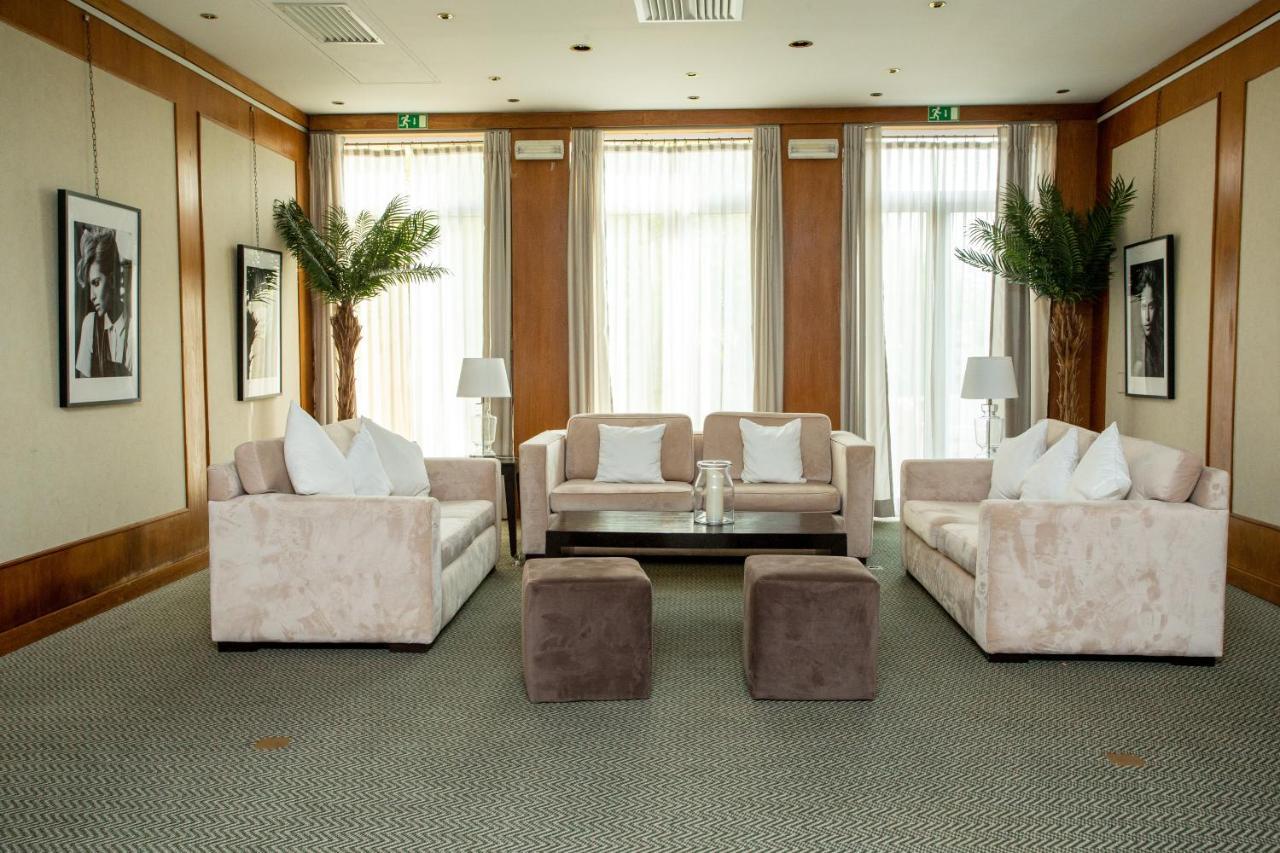 Hotel Inglaterra - Charme & Boutique Εστορίλ Εξωτερικό φωτογραφία