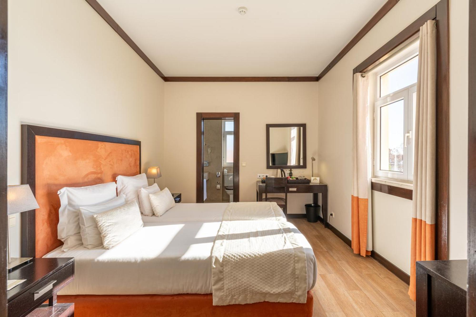 Hotel Inglaterra - Charme & Boutique Εστορίλ Εξωτερικό φωτογραφία