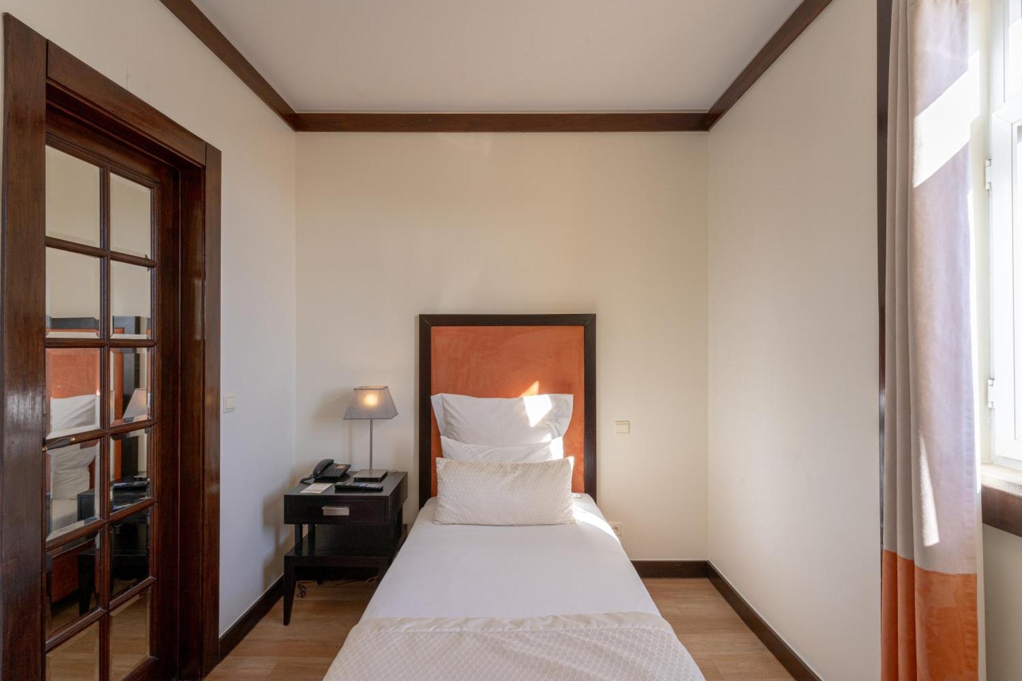 Hotel Inglaterra - Charme & Boutique Εστορίλ Εξωτερικό φωτογραφία